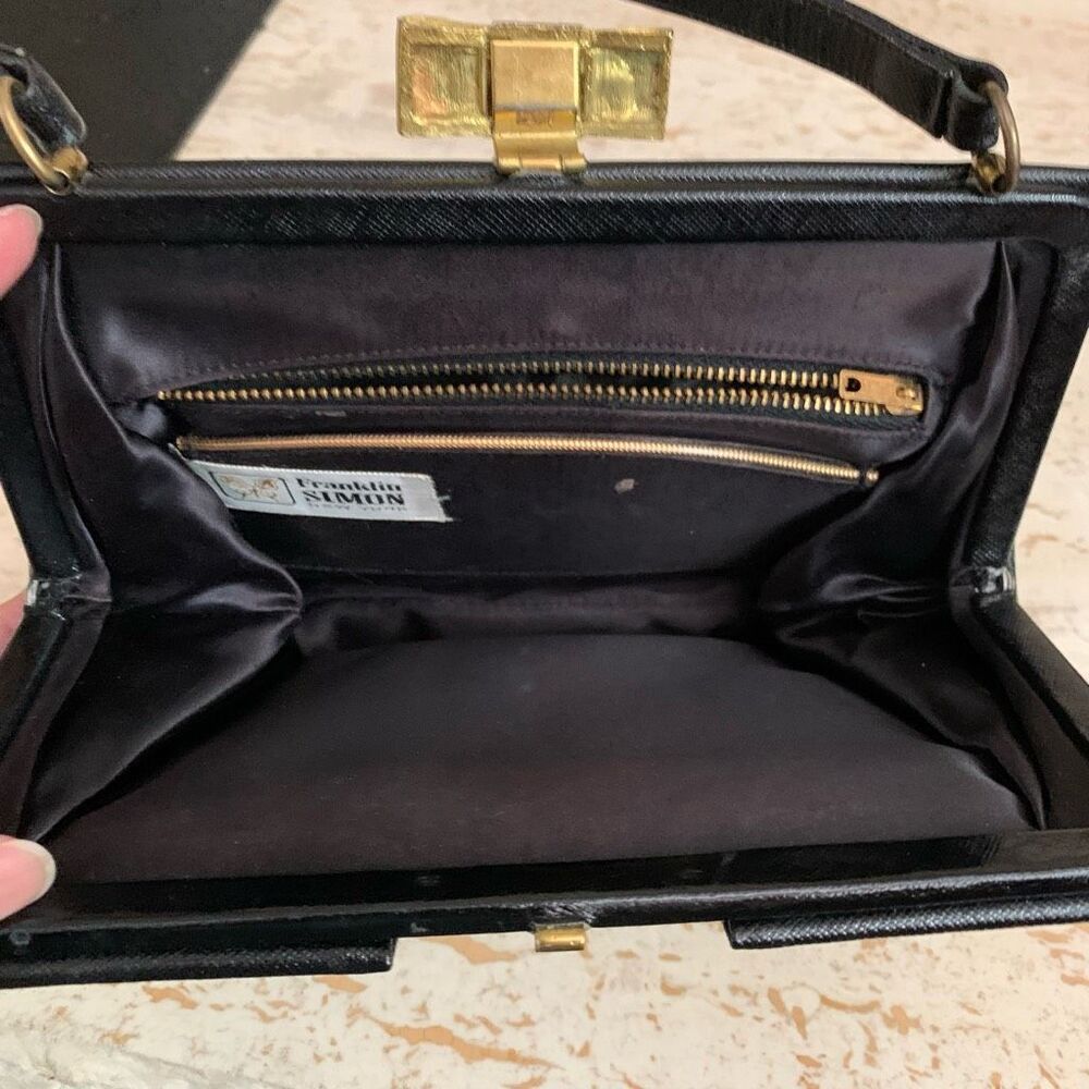 Vintage Franklin simon handbag black with gold & crystal bow clap - Picture 9 of 16